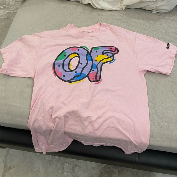 Tops - Picture 7 of 7